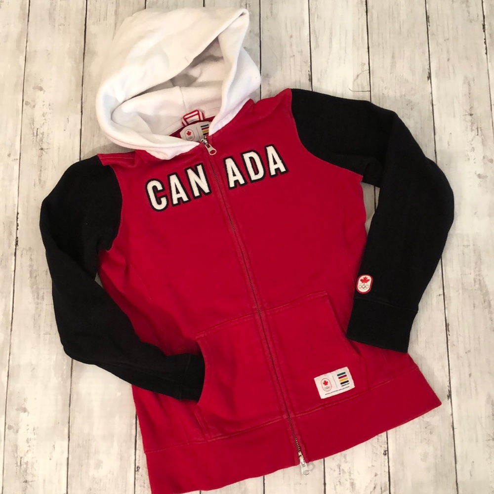 Canada 🇨🇦 hoodie, size 10/12